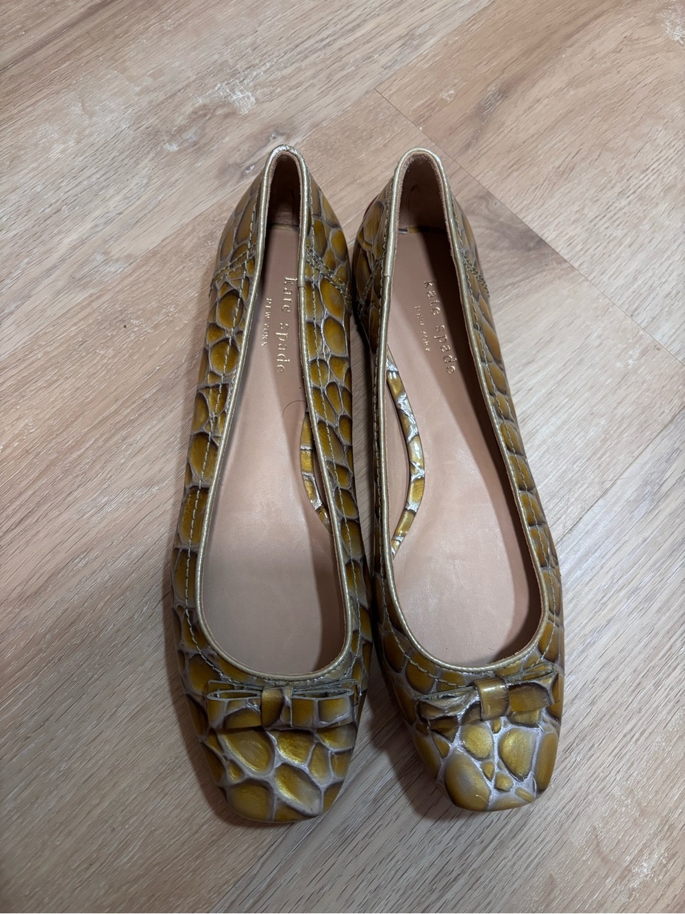 kate spade Yellow Croc-Embossed Leather Ballet Flats 7.5